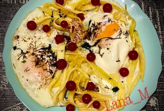 Яичница в кабачке