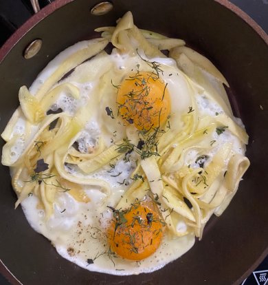 Яичница в кабачке - Шаг 5