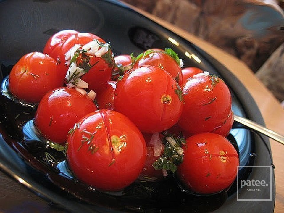 Малосольные помидоры с чесноком 🍅 - Шаг 1