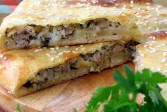 Мясной пирог на кефире 🥧