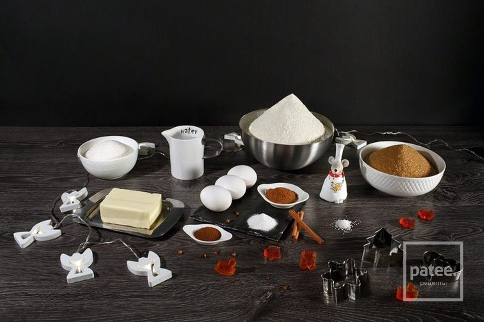 Корично-гвоздичное печенье с леденцовыми &laquo;окошками&raquo; - Шаг 1