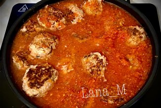 Тефтели в томатном соусе