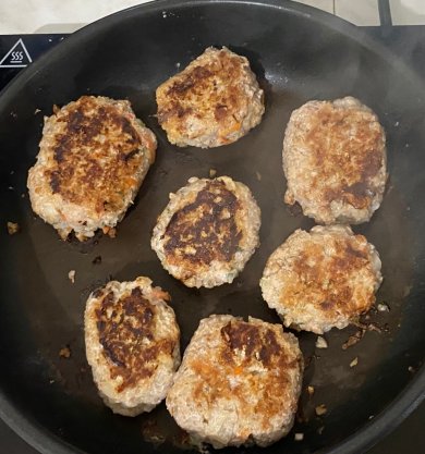 Тефтели в томатном соусе - Шаг 12