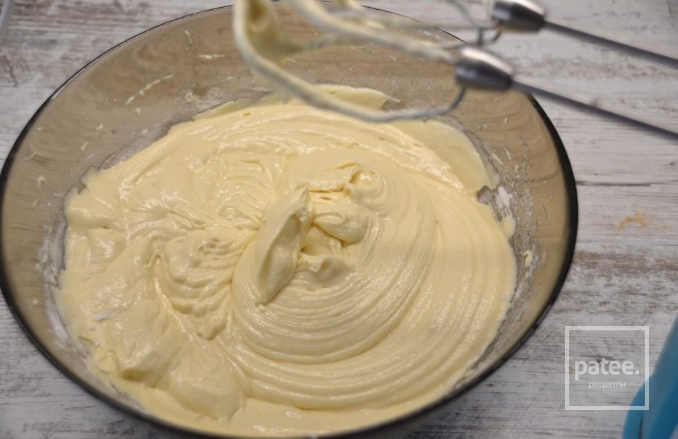 Двухцветный кекс с вишней - Шаг 6