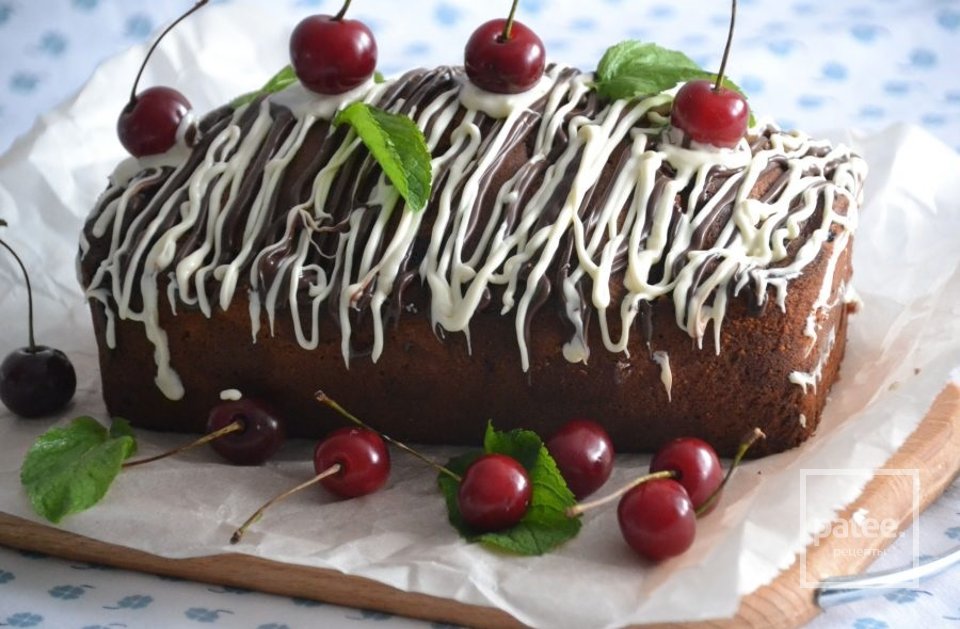 Двухцветный кекс с вишней - Шаг 12