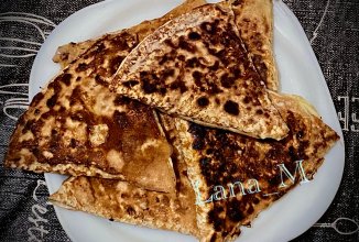 Треугольники из лаваша.