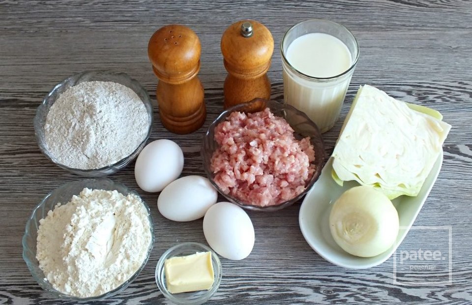 Перепечи с капустой и фаршем - Шаг 1