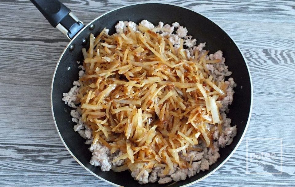 Перепечи с капустой и фаршем - Шаг 6