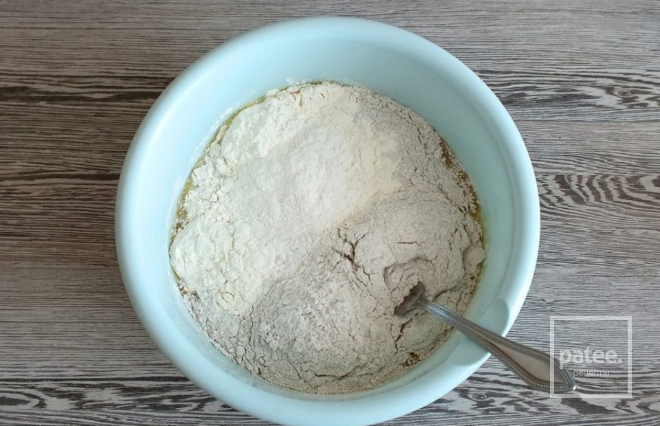 Перепечи с капустой и фаршем - Шаг 10