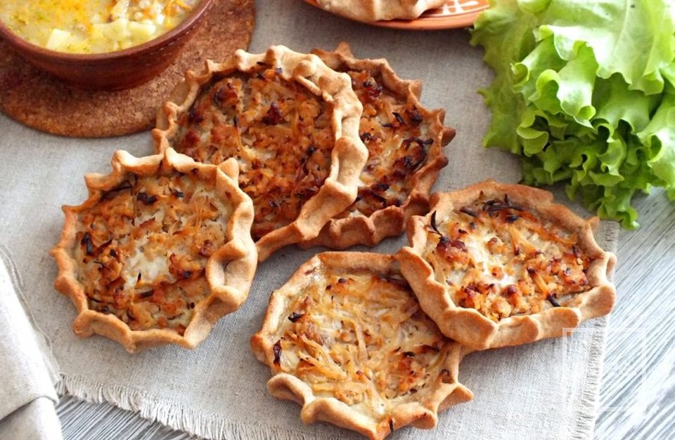 Перепечи с капустой и фаршем - Шаг 17