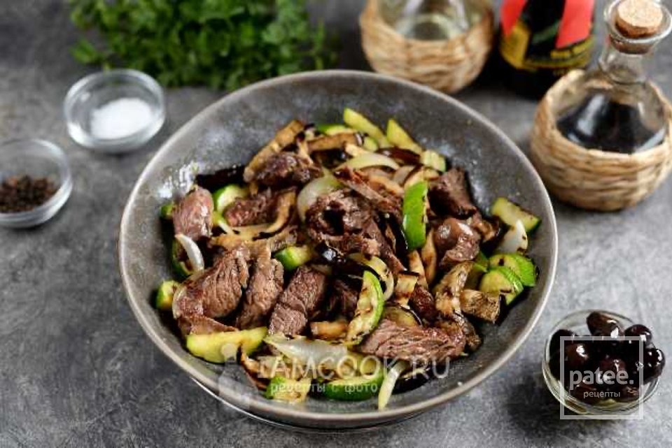 Теплый салат с говядиной и баклажанами 🥗 - Шаг 7
