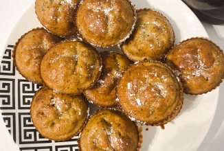 Банановые кексы с изюмом и маком