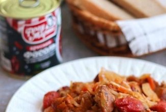 Тушеная капуста с мясом и колбасками 🥩