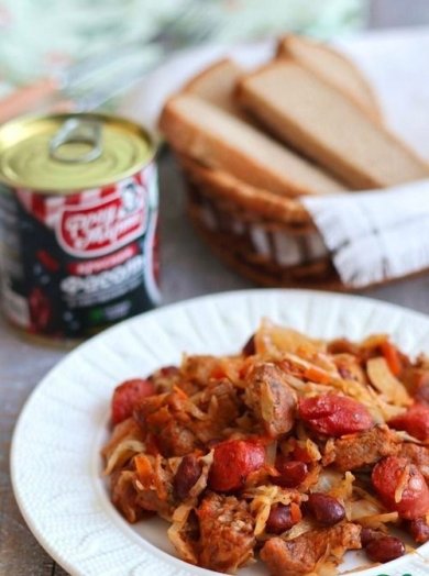 Тушеная капуста с мясом и колбасками 🥩 - Шаг 1