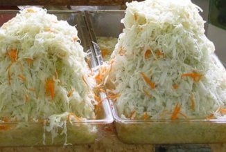 Квашеная капуста как на рынке.