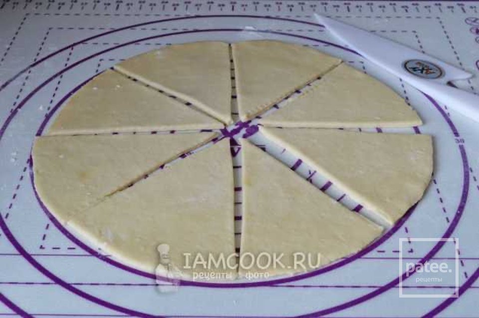 Круассаны с цукини, ветчиной и сыром 🥐 - Шаг 4