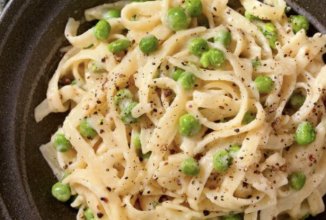 Паста Феттучини с горохом от Кендалл