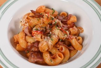 Паста Аматричана с беконом