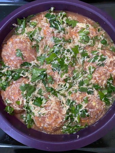 Сочные котлеты в духовке - Шаг 2