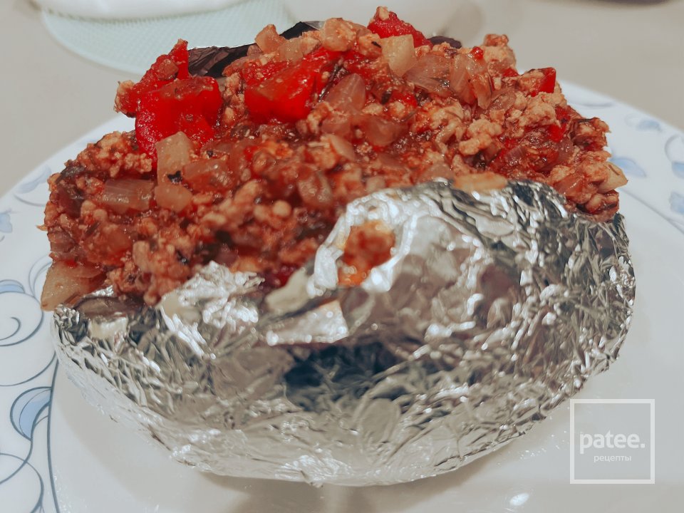 Печёный картофель с мясным соусом - Шаг 1