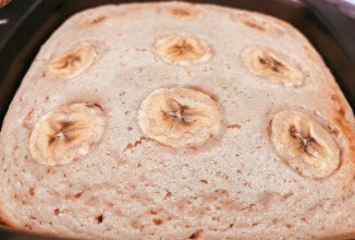 Манник на кефире с бананом