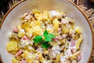 Салат с бужениной и шампиньонами 🥗