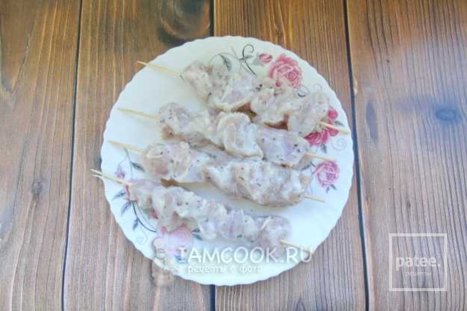 Шашлык из индейки на сковороде 🍗 - Шаг 5