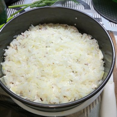 Салат Мимоза с куриный копчёной грудки - Шаг 8