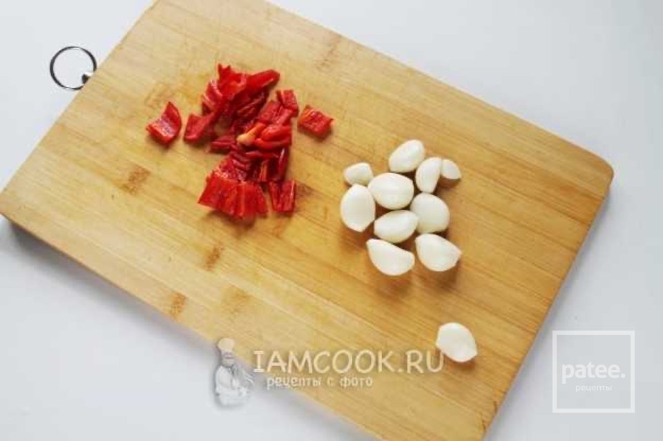Острый кетчуп из помидоров на зиму 🥫 - Шаг 5
