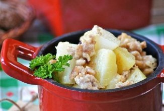 Картошка с фаршем в горшочках 🥔