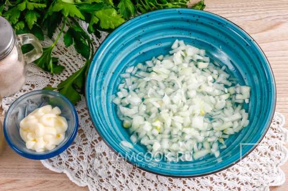 Салат с печенью трески 🥗 - Шаг 2