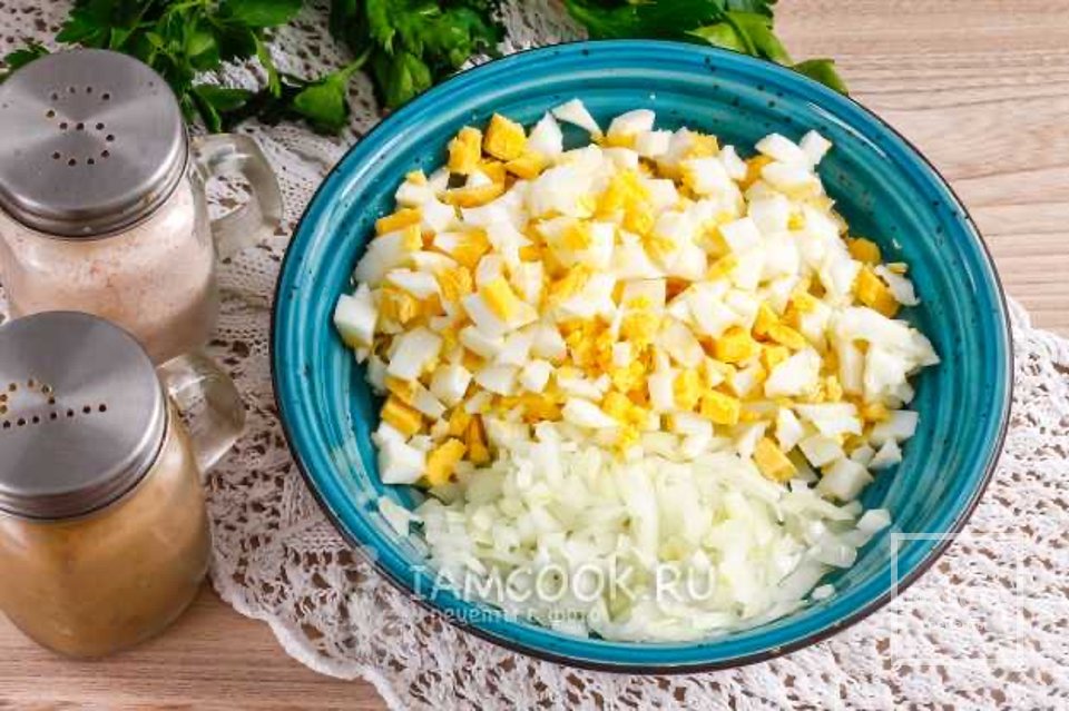 Салат с печенью трески 🥗 - Шаг 3