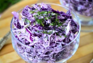 Салат из красной капусты с чесноком 🥗