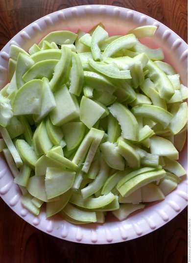 Закуска из кабачков в томатной заливке 🫙 - Шаг 2