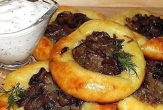 Картофельные ватрушки с грибами