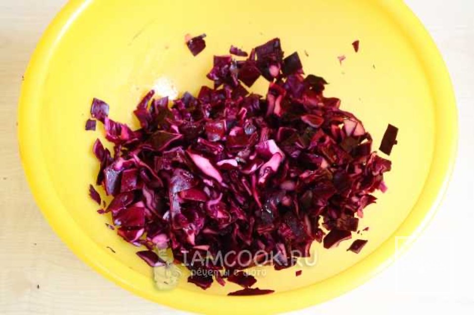 Тушеная картошка с красной капустой 🥔 - Шаг 3