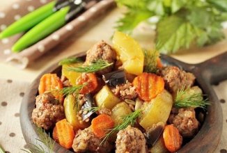 Тушеный кабачок с фаршем в мультиварке 👍🏼