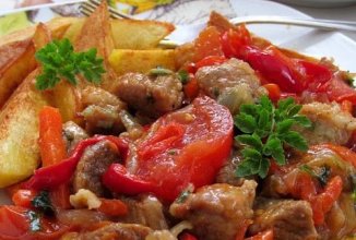 "Шкворчащая сковородочка", или мясо пo-абхазски