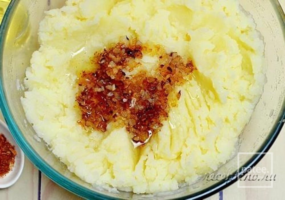 Чебуреки с картофелем 👍🏼 - Шаг 9