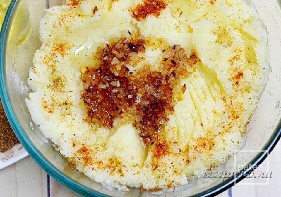 Чебуреки с картофелем 👍🏼 - Шаг 10