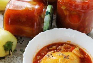 Перцы, фаршированные овощами, на зиму в томате 🫙