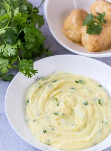 Картофельное пюре с сыром и зеленым луком 🥔