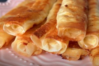 Рулетики из лаваша с сыром