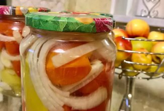 Маринованные томаты «Пальчики оближешь»