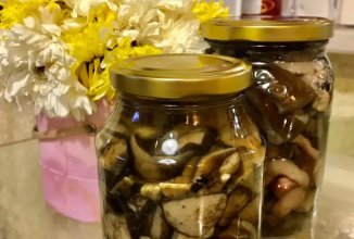 Маринованные грибы