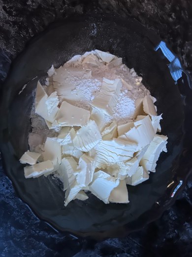 Рогалики с яблочным повидлом - Шаг 2