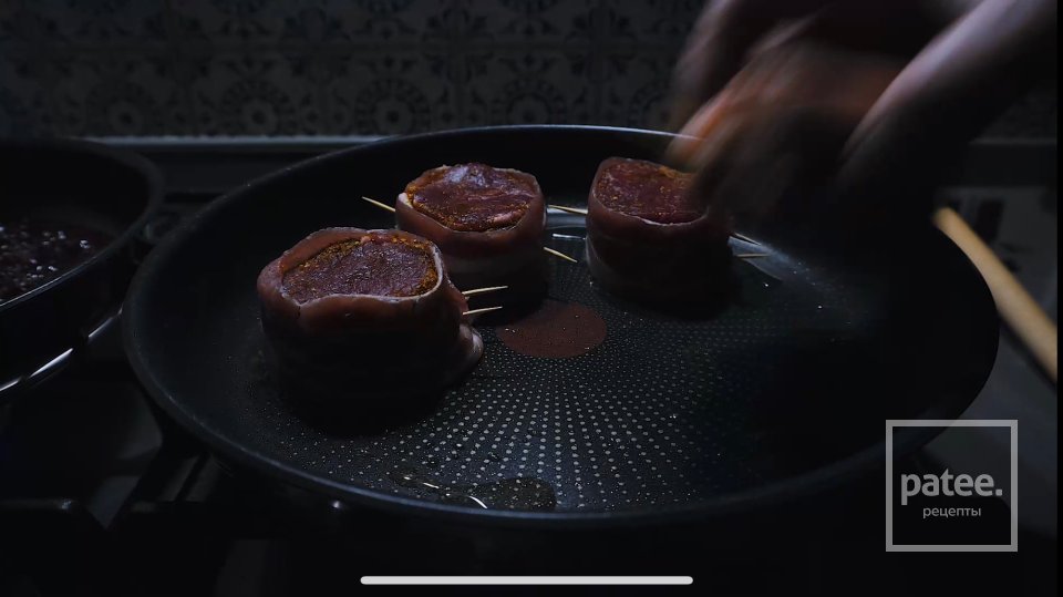 Мидальйон с вишневым соусом чили - Шаг 6