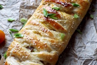 Пирог с горбушей и рисом (из слоеного теста) 🥧