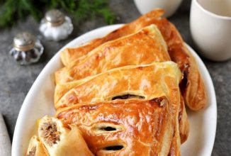 Слойки с печенью 🥧