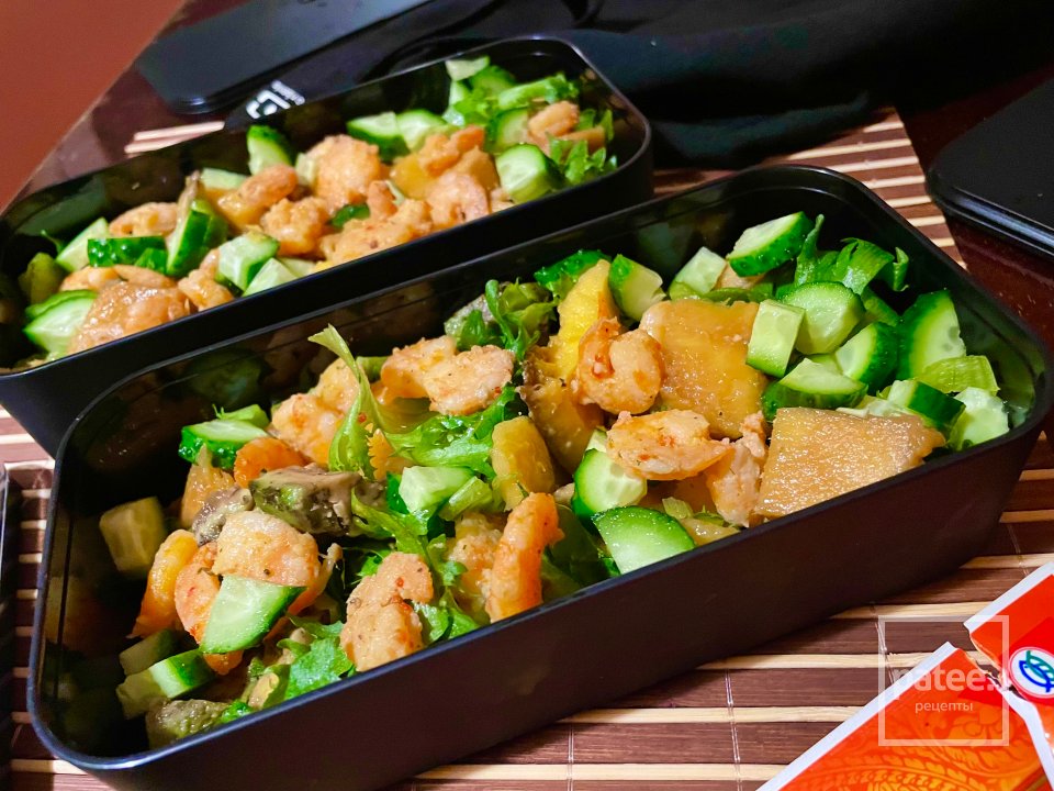 Салат с креветками, манго и 🥑. - Шаг 6